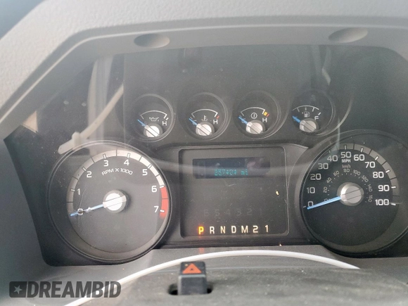 2011 Ford F-250 XL с VIN 1FT7X2B61BED01051, выставлен на аукционе Copart как лот 59464705 с пробегом 257 404 миль миль и Списание • Salvage title. История ставок и продаж доступна на DreamBid. Изображение 9.