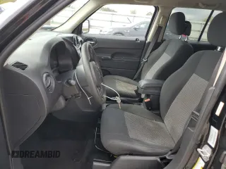 2015 Jeep Patriot Sport z VIN 1C4NJRBB1FD176918, wystawiony jako Copart lot #72587214 z przebiegiem 109 151 mil mil oraz Szkoda całkowita • Salvage title. Historia ofert i sprzedaży dostępna na DreamBid. Obrazek 7.