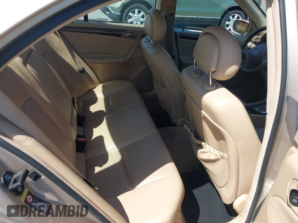 2002 Mercedes-Benz C 230/260/280/320 with VIN WDBRF61J62E006535, listed as a IAAI auction lot 42662086 with 166,139 mi miles and . Bid and sale history available at DreamBid. Image 8.