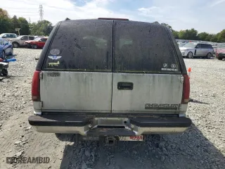 1996 Chevrolet Tahoe with VIN 1GNEK13R1TJ300586, listed as a Copart auction lot 71415554 with 212,085 mi miles and Clean Title. Bid and sale history available at carsss.com. Image 6.