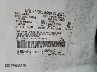 2001 Ford Excursion Limited z VIN 1FMNU42L31EA08652, wystawiony jako Copart lot #75287504 z przebiegiem 474 232 mil mil oraz Szkoda całkowita • Salvage title. Historia ofert i sprzedaży dostępna na DreamBid. Obrazek 13.