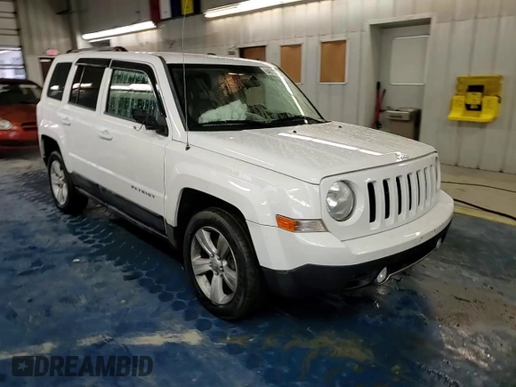 2011 Jeep Patriot Latitude X with VIN 1J4NF4GB4BD150332, listed as a Copart auction lot 84010724 with 165,300 mi miles and Salvage Title. Bid and sale history available at DreamBid. Image 12.