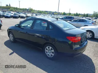 2009 Hyundai Elantra SE z VIN KMHDU46D39U670425, wystawiony jako IAAI lot #42094937 z przebiegiem 174 545 mil mil oraz . Historia ofert i sprzedaży dostępna na DreamBid. Obrazek 3.