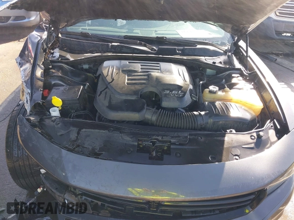 2018 Dodge Charger SXT Plus with VIN 2C3CDXHG9JH162934, listed as a IAAI auction lot 41849996 with 112,832 mi miles and . Bid and sale history available at carsss.com. Image 10.
