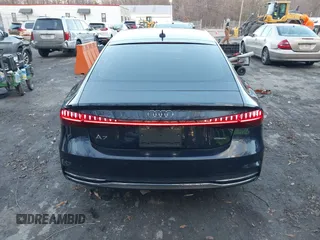 2019 Audi A7 Prestige with VIN WAUV2AF29KN062868, listed as a IAAI auction lot 41223113 with 63,850 mi miles. Bid and sale history available at carsss.com. Image 17.