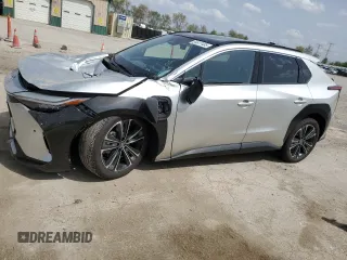 2024 Toyota bZ4X XLE z VIN JTMABACA8RA071883, wystawiony jako Copart lot #54617485 z przebiegiem Nie podano mil oraz Szkoda całkowita • Salvage title. Historia ofert i sprzedaży dostępna na DreamBid. Obrazek 1.