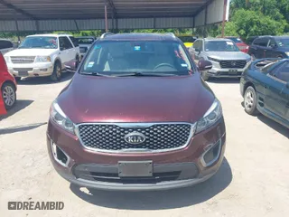 2018 Kia Sorento L with VIN 5XYPG4A33JG401399, listed as a IAAI auction lot 42043961 with 102,848 mi miles. Bid and sale history available at carsss.com. Image 12.