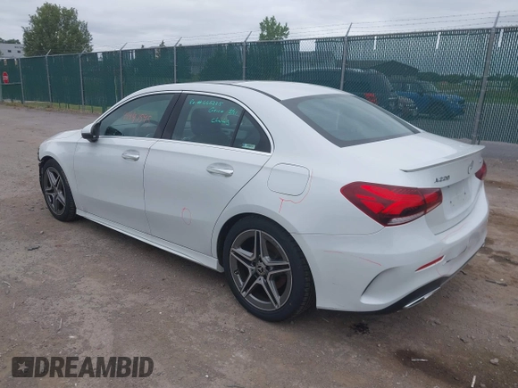 2020 Mercedes-Benz A 220 с VIN WDD3G4FB0LW036562, выставлен на аукционе IAAI как лот 42447595 с пробегом 75 612 миль миль и . История ставок и продаж доступна на DreamBid. Изображение 3.