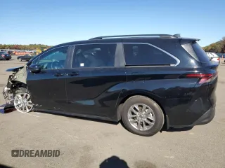 2024 Toyota Sienna LE with VIN 5TDKRKEC3RS210941, listed as a Copart auction lot 77763414 with 9,863 mi miles and Salvage Title. Bid and sale history available at carsss.com. Image 2.