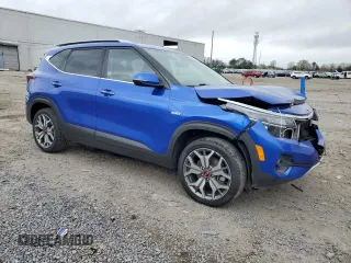 2021 Kia Seltos S z VIN KNDEUCA29M7039114, wystawiony jako Copart lot #51789855 z przebiegiem 65 677 mil mil oraz Szkoda całkowita • Salvage title. Historia ofert i sprzedaży dostępna na DreamBid. Obrazek 4.