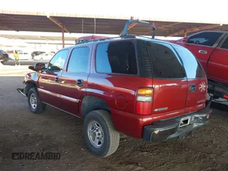 2001 Chevrolet Tahoe Special Service with VIN 1GNEK13V41J280036, listed as a IAAI auction lot 41232795 with 179,623 mi miles. Bid and sale history available at carsss.com. Image 3.