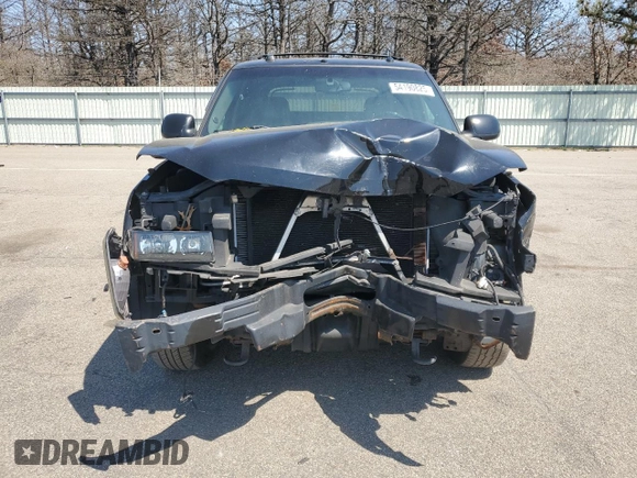 2004 Chevrolet Avalanche Z71 with VIN 3GNEK12T64G205196, listed as a Copart auction lot 54190825 with 152,076 mi miles and Salvage Title. Bid and sale history available at carsss.com. Image 5.