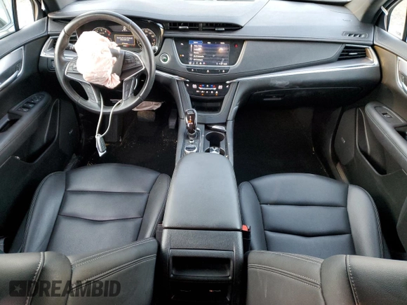 2020 Cadillac XT5 Luxury FWD z VIN 1GYKNAR47LZ235673, wystawiony jako Copart lot #88722975 z przebiegiem 39 904 mil mil oraz Szkoda całkowita • Salvage title. Historia ofert i sprzedaży dostępna na DreamBid. Obrazek 8.