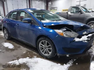 2018 Ford Focus SE with VIN 1FADP3F26JL312725, listed as a IAAI auction lot 41488559 with 30,686 mi miles. Bid and sale history available at carsss.com. Image 1.