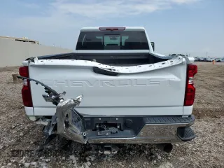 2022 Chevrolet Silverado 3500HD LT with VIN 1GC4YTEY3NF237712, listed as a Copart auction lot 67771984 with 63,647 mi miles and Salvage Title. Bid and sale history available at carsss.com. Image 10.