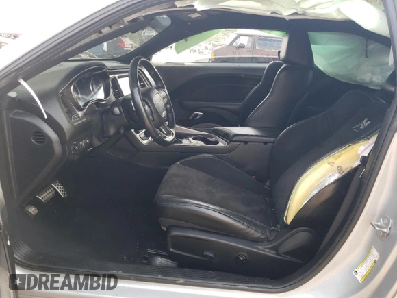 2019 Dodge Challenger R/T Scat Pack z VIN 2C3CDZFJ8KH642376, wystawiony jako Copart lot #74130094 z przebiegiem 59 742 mil mil oraz Szkoda całkowita • Salvage title. Historia ofert i sprzedaży dostępna na DreamBid. Obrazek 7.