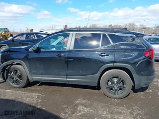 2022 GMC Terrain SLE with VIN 3GKALTEV8NL207168, listed as a IAAI auction lot 41595775 with 19,311 mi miles. Bid and sale history available at carsss.com. Image 14.