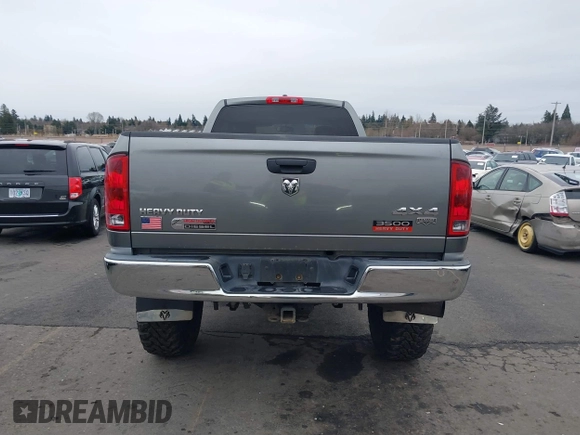 2005 Dodge 3500 SLT z VIN 3D7LS38C25G773780, wystawiony jako IAAI lot #41580108 z przebiegiem 195 662 mil mil oraz . Historia ofert i sprzedaży dostępna na DreamBid. Obrazek 16.
