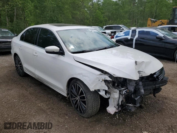 2013 Volkswagen Jetta SEL with VIN 3VWLX7AJ3DM449519, listed as a Copart auction lot 56402775 with 120,127 mi miles and Salvage title. Bid and sale history available at DreamBid. Image 4.