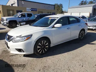 2018 Nissan Altima SV with VIN 1N4AL3AP6JC171415, listed as a Copart auction lot 49228105 with 144,104 mi miles and Clean Title. Bid and sale history available at carsss.com. Image 1.