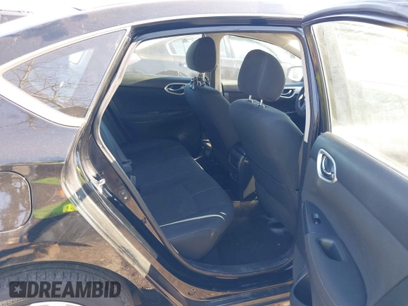 2015 Nissan Sentra SV z VIN 3N1AB7AP2FL685510, wystawiony jako IAAI lot #42061961 z przebiegiem 120 047 mil mil oraz . Historia ofert i sprzedaży dostępna na DreamBid. Obrazek 8.