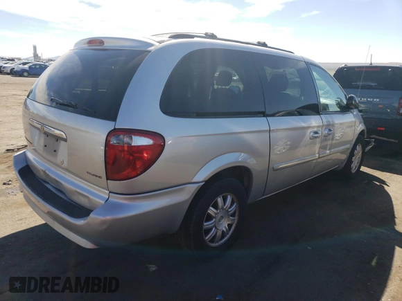 2007 Chrysler Town & Country LWB Touring with VIN 2A8GP54L87R213525, listed as a Copart auction lot 72459634 with 141,386 mi miles and Salvage Title. Bid and sale history available at carsss.com. Image 3.