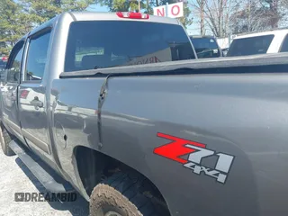 2008 Chevrolet Silverado 1500 LTZ with VIN 3GCEK13M88G108216, listed as a IAAI auction lot 41646543 with 239,625 mi miles and . Bid and sale history available at DreamBid. Image 14.