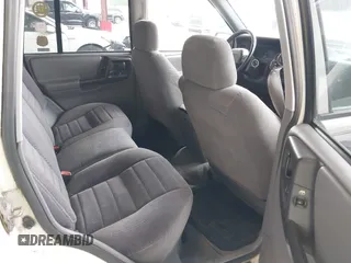 1997 Jeep Grand Cherokee Laredo z VIN 1J4GZ58S7VC737980, wystawiony jako IAAI lot #42256142 z przebiegiem 188 958 mil mil oraz . Historia ofert i sprzedaży dostępna na DreamBid. Obrazek 8.