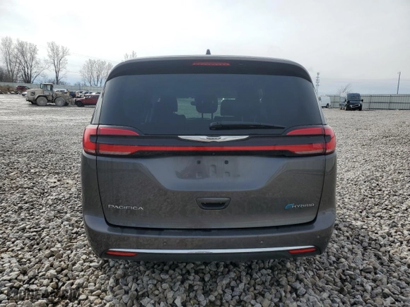 2023 Chrysler Pacifica Hybrid Limited with VIN 2C4RC1S7XPR588682, listed as a Copart auction lot 47543165 with 31,914 mi miles and Non Repairable. Bid and sale history available at carsss.com. Image 6.