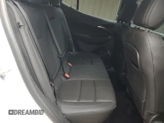 2021 Buick Encore GX Essence с VIN KL4MMGSL9MB166902, выставлен на аукционе Copart как лот 62813305 с пробегом 52 591 миль миль и Списание • Salvage title. История ставок и продаж доступна на DreamBid. Изображение 11.