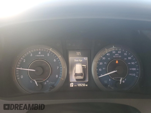 2018 Toyota Sienna L with VIN 5TDZZ3DC4JS925902, listed as a Copart auction lot 85373474 with 109,250 mi miles and Salvage Title. Bid and sale history available at DreamBid. Image 9.