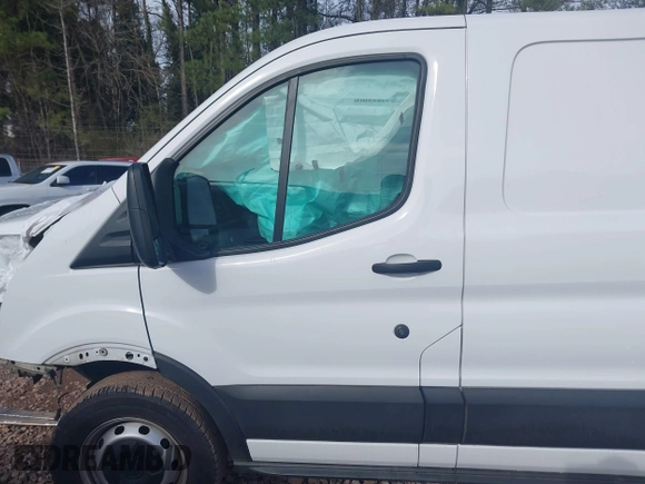 2022 Ford Transit Cargo with VIN 1FTYE1Y88NKA67543, listed as a IAAI auction lot 41540739 with 61,099 mi miles. Bid and sale history available at carsss.com. Image 14.