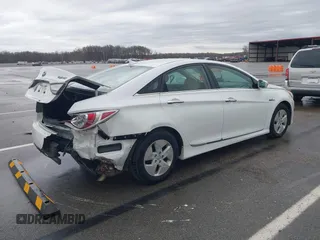2012 Hyundai Sonata Hybrid with VIN KMHEC4A44CA038170, listed as a IAAI auction lot 41945015 with 90,404 mi miles and . Bid and sale history available at DreamBid. Image 4.
