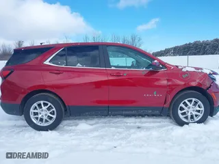2022 Chevrolet Equinox LT with VIN 3GNAXUEV2NL180174, listed as a IAAI auction lot 41677620 with 32,086 mi miles. Bid and sale history available at carsss.com. Image 13.