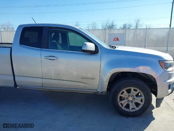 2015 Chevrolet Colorado 2WD LT with VIN 1GCHSBEAXF1228553, listed as a IAAI auction lot 41662351 with 206,780 mi miles. Bid and sale history available at carsss.com. Image 13.