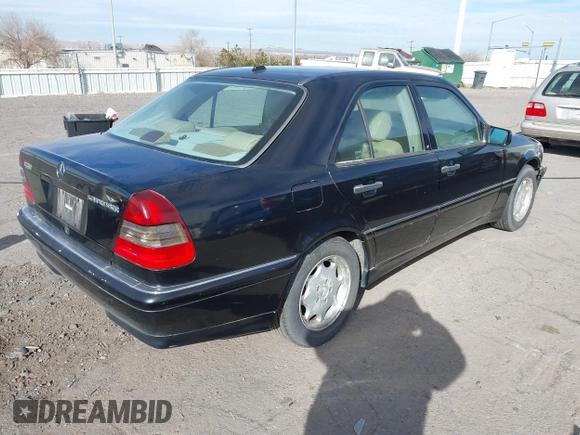 2000 Mercedes-Benz C 230 Kompressor with VIN WDBHA24G4YA830830, listed as a IAAI auction lot 41242224 with 256,011 mi miles and . Bid and sale history available at carsss.com. Image 4.