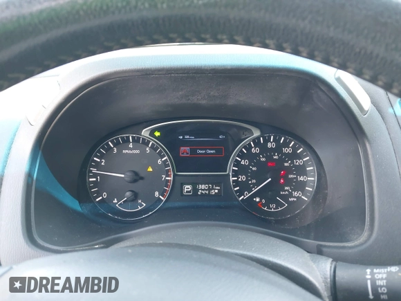 2013 Nissan Pathfinder SL with VIN 5N1AR2MNXDC647145, listed as a IAAI auction lot 41998137 with 138,071 mi miles and . Bid and sale history available at DreamBid. Image 7.