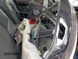 2011 Audi A8 z VIN WAURVAFD2BN005986, wystawiony jako Copart lot #57610145 z przebiegiem Nie podano mil oraz Tytuł czysty. Historia ofert i sprzedaży dostępna na DreamBid. Obrazek 10.