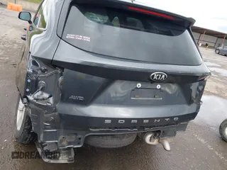 2021 Kia Sorento LX z VIN 5XYRGDLC7MG043279, wystawiony jako IAAI lot #41814356 z przebiegiem 97 094 mil mil oraz . Historia ofert i sprzedaży dostępna na DreamBid. Obrazek 6.