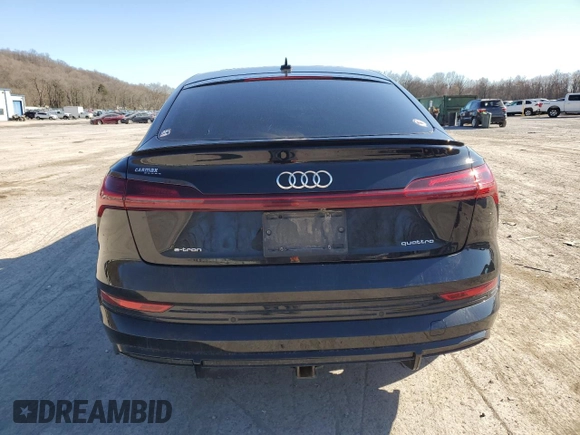 2021 Audi e-tron Sportback Prestige z VIN WA13ABGE8MB020413, wystawiony jako Copart lot #48903724 z przebiegiem 29 440 mil mil oraz . Historia ofert i sprzedaży dostępna na DreamBid. Obrazek 6.