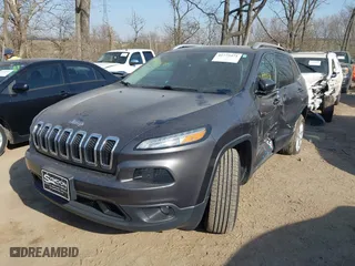 2018 Jeep Cherokee Latitude Plus with VIN 1C4PJMLX9JD508277, listed as a IAAI auction lot 41775471 with 84,375 mi miles. Bid and sale history available at carsss.com. Image 17.