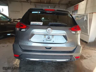 2017 Nissan Rogue SL with VIN 5N1AT2MT5HC825730, listed as a IAAI auction lot 41390651 with 131,723 mi miles. Bid and sale history available at carsss.com. Image 17.