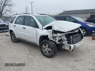 2007 Chevrolet Equinox LS z VIN 2CNDL13F276238895, wystawiony jako IAAI lot #42037472 z przebiegiem 157 808 mil mil oraz . Historia ofert i sprzedaży dostępna na DreamBid. Obrazek 1.