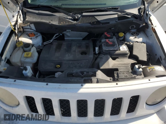 2014 Jeep Patriot Sport with VIN 1C4NJRBB7ED728808, listed as a Copart auction lot 51822075 with 187,771 mi miles and Salvage Title. Bid and sale history available at DreamBid. Image 14.
