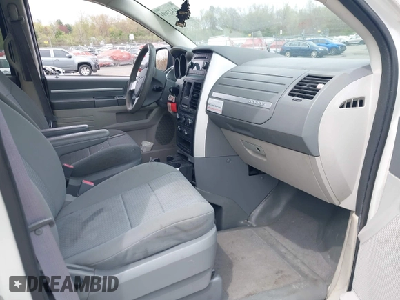 2010 Dodge Grand Caravan SE with VIN 2D4RN4DE0AR296590, listed as a IAAI auction lot 42133404 with 108,604 mi miles and . Bid and sale history available at DreamBid. Image 5.