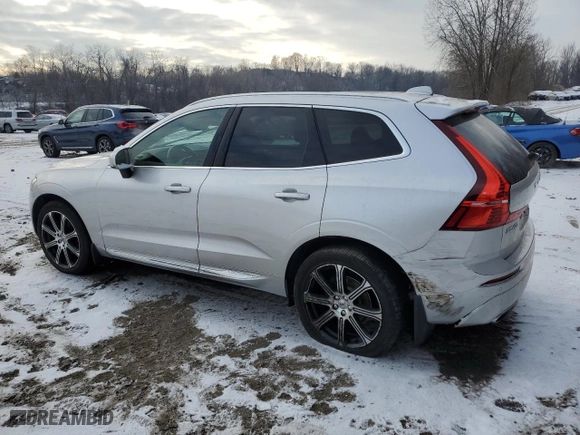 2019 Volvo XC60 Inscription with VIN LYV102RLXKB227618, listed as a Copart auction lot 89004055 with 41,981 mi miles and Salvage Title. Bid and sale history available at carsss.com. Image 2.