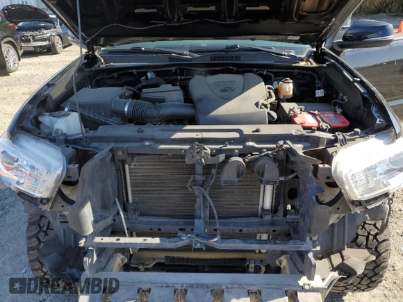 2020 Toyota Tacoma SR5 с VIN 3TMCZ5AN5LM364491, выставлен на аукционе Copart как лот 53855215 с пробегом 50 852 миль миль и Списание • Salvage title. История ставок и продаж доступна на DreamBid. Изображение 11.