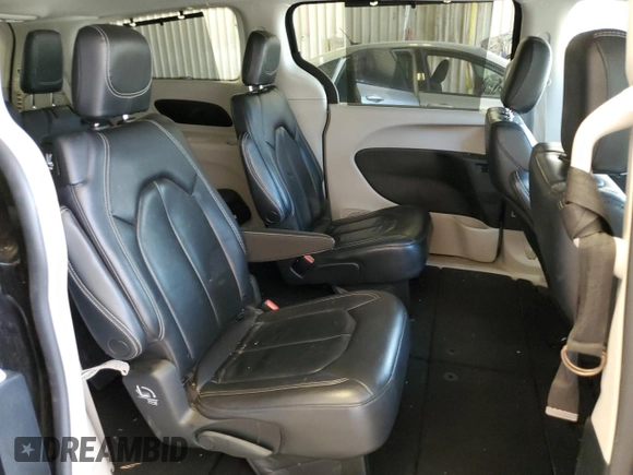 2022 Chrysler Pacifica Touring L with VIN 2C4RC1BG3NR195099, listed as a Copart auction lot 54214885 with 69,039 mi miles and Salvage title. Bid and sale history available at DreamBid. Image 11.