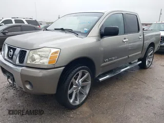 2007 Nissan Titan XE with VIN 1N6BA07A87N219609, listed as a IAAI auction lot 41451297 with 300,263 mi miles. Bid and sale history available at carsss.com. Image 2.