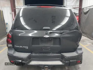 2005 Chevrolet TrailBlazer LS with VIN 1GNDS13SX52183540, listed as a IAAI auction lot 42074299 with 137,473 mi miles and . Bid and sale history available at DreamBid. Image 16.